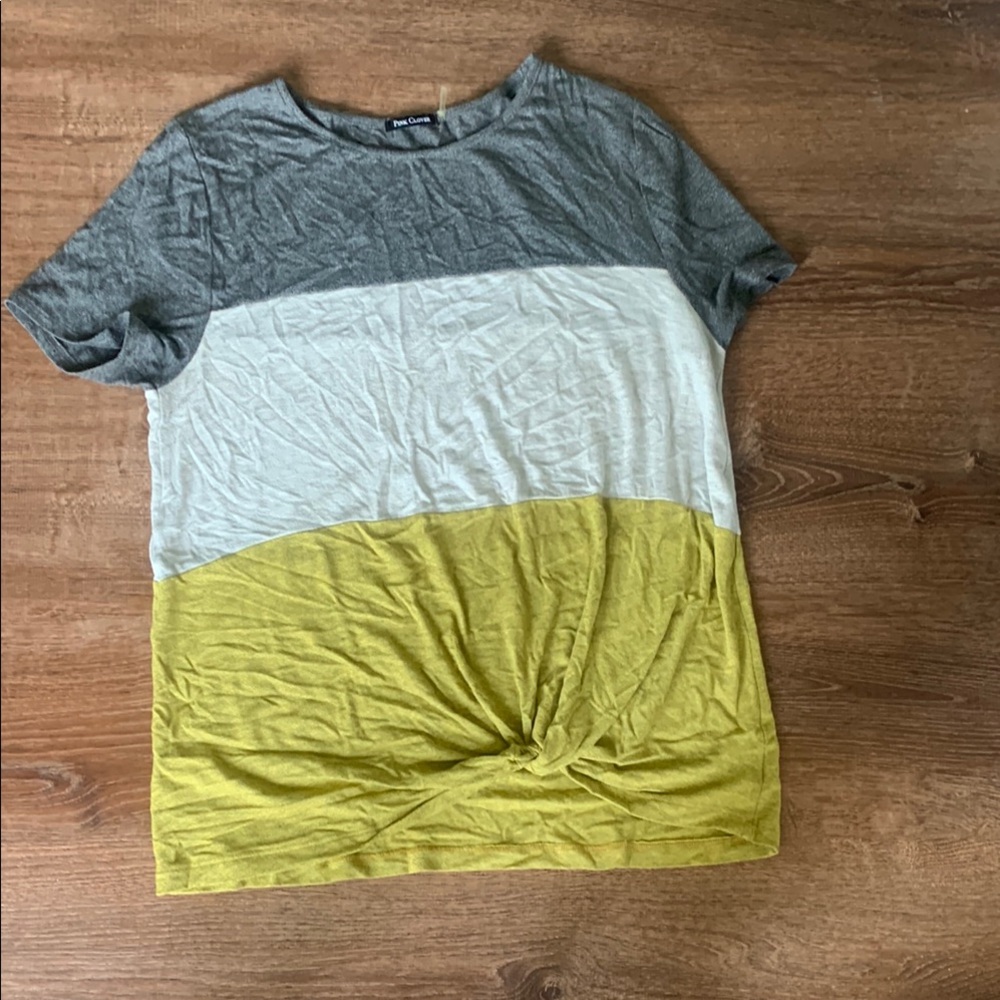 Pink Clover Heathered Gray Top